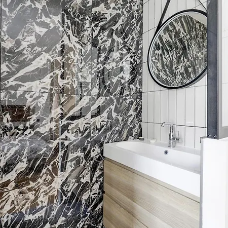 شقة Concorde 3br باريس